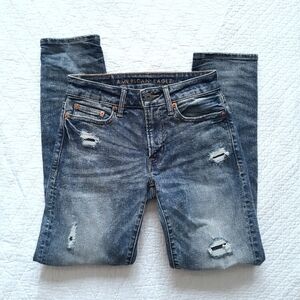 American Eagle Slim Jeans Distressed size 26x28